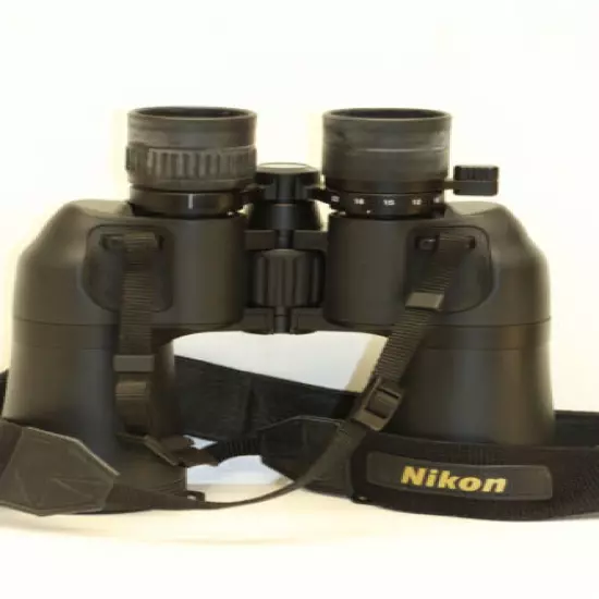 Nikon Action 10-22 x 50...ZOOM...binoculars...bright & clear...powerfull