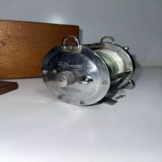 " Vintage Australian The Graeme Dolphin 400 Overhead reel Antique” (2-190)