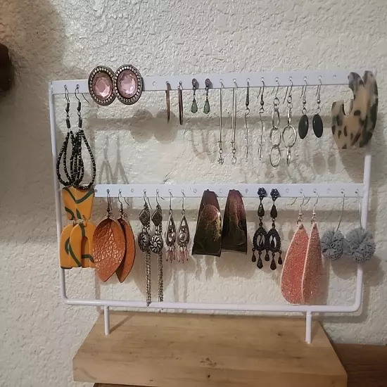 Lot Of Fashion Earrings Drop Dangling Hoop 17 Pairs Some Signed