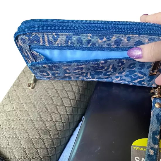 Travelon Blue, Cheetah Leopard Print, Zippered Wallet/ Wristlet, RFID Blocking