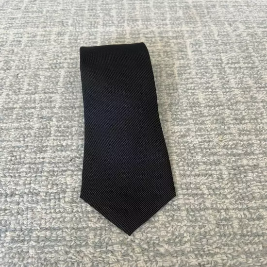 Excellent Keneth Roberts Black Silk Men’s Tie