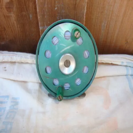 vintage STUART Norwalk Conn. fly reel