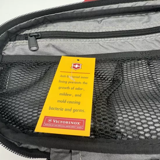 Victorinox Travel Bag Red - Hangable - New - NICE!! Travel Organizer