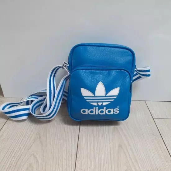 Adidas Originals Unisex Mini Messenger Bag Blue Trefoil Logo Airliner Retro