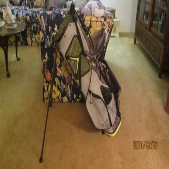 Used Sun MTN. Air Flow Ladies Carry Stand Bag Dual 4 Way Rain Cover 8 Pockets 