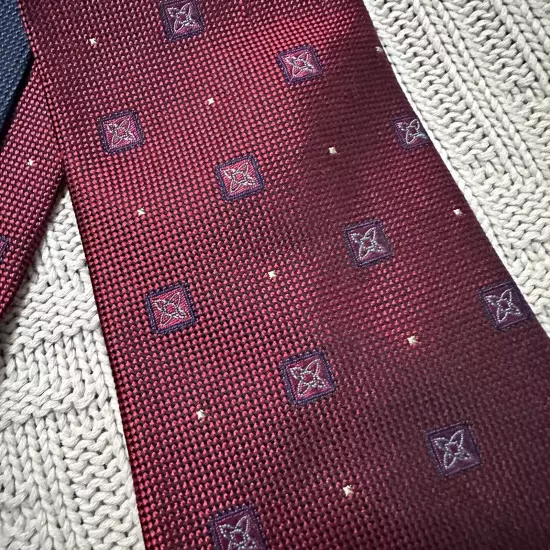 Tommy Hilfiger maroon geometric floral silk tie