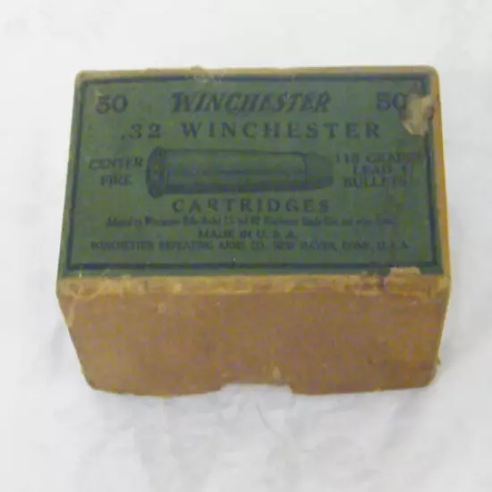 Vintage Winchester .32 Center Fire 115 Grain Lead Bullets Cartridges Box