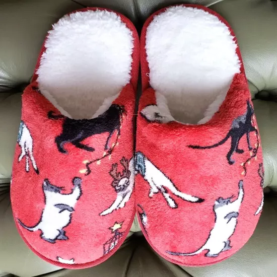 VERA BRADLEY HOLIDAY CATS MEOW ROBE or SLIPPERS:NWT CATS MEOW Limited Edition