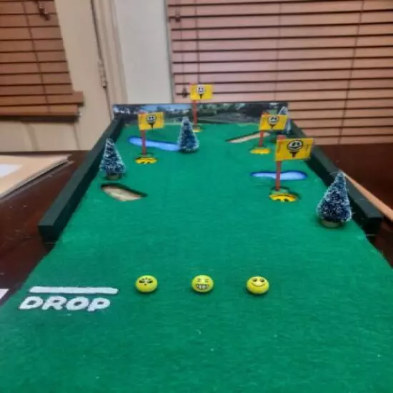 Miniature Indoor Golf Putting Family Game