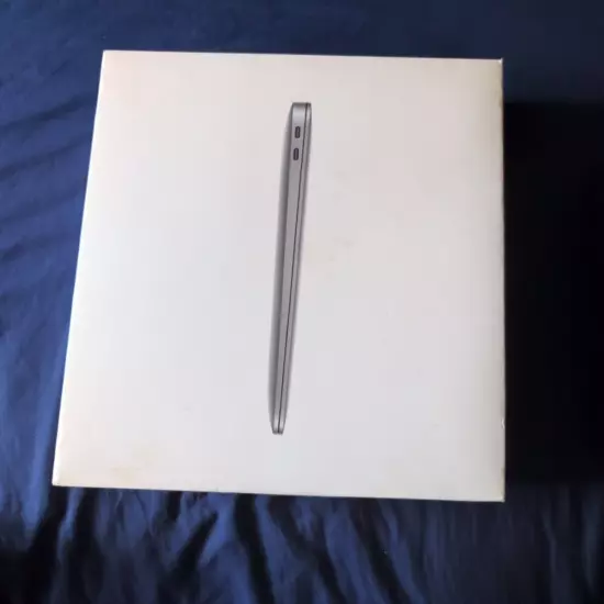 2020 Apple MacBook Air 13 Inch M1 Silver 256GB EMPTY !BOX ONLY!