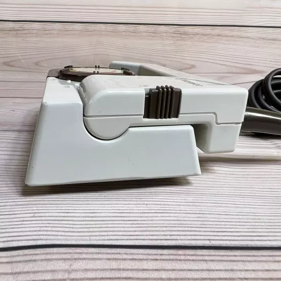 Vintage Norelco T170 Travel Iron Spray Steam Dry Folding Handle 120/240v +Manual