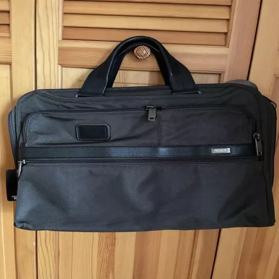 Tumi Alpha2 Brief Bag Hankyu Limited