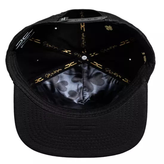 JC HATS SNAPBACK TREBOL BLACK GOLD 1293 BKGD