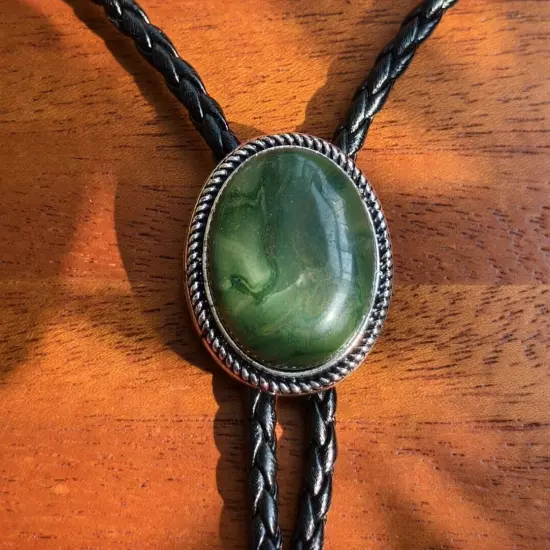 Green Forest Jade Bolo Tie Wedding Necklace for Men Bridegroom Western Cowboy