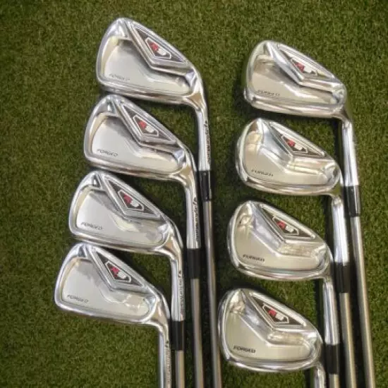 Taylor Made R9 Forged Tour Issue Only 3-PW w/Aerotech Steel Fiber 110 Stiff BG