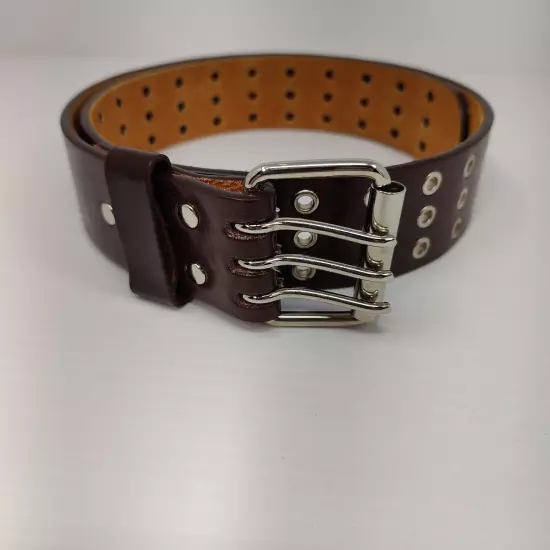 3 Holes 100% Genuine Leather belt 1 5/8" wide no tag 30-32 length