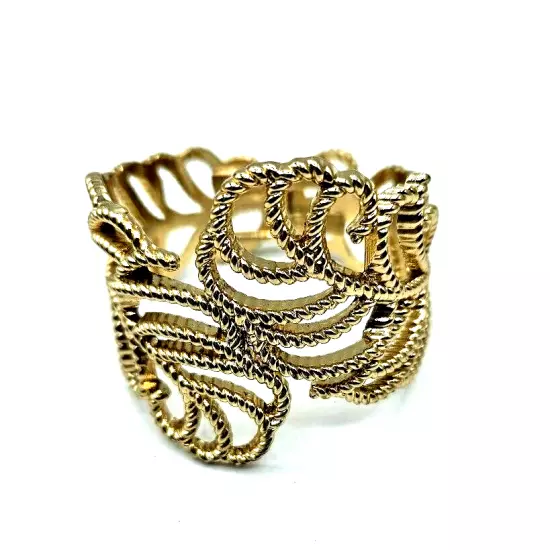 Leaf Shaped Clamper Bracelet Gold Toned Opens On Top One Size Fits Men Fashion