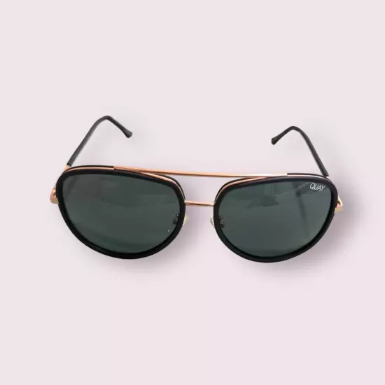 Quay Australia Needing Fame 126 Black/Gold Aviator Sunglasses