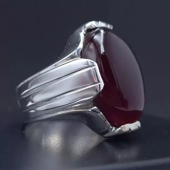 Stunning Deep Blood Red Yemeni Aqeeq Ring - Mens Yamni Agate Ring, Perfect Chris