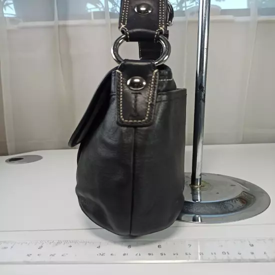 Coach Soho Medium Black Purse Hobo Bag Pleated Leather Silver Hardware