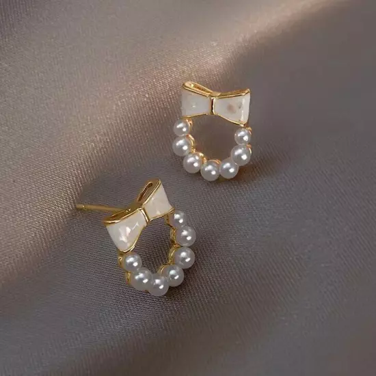 New 18k Gold Plated White Bow Pearl Stud Earrings Womens Jewellery No Piercing