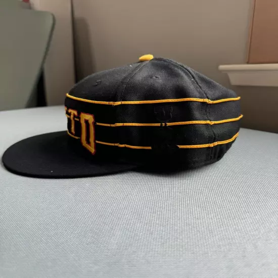 Undefeated x New Era 59fifty Fitted Hat Pittsburg Pirates Sz 7 1/2