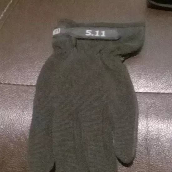 5.11 TACTICAL GLOVES Size Large 