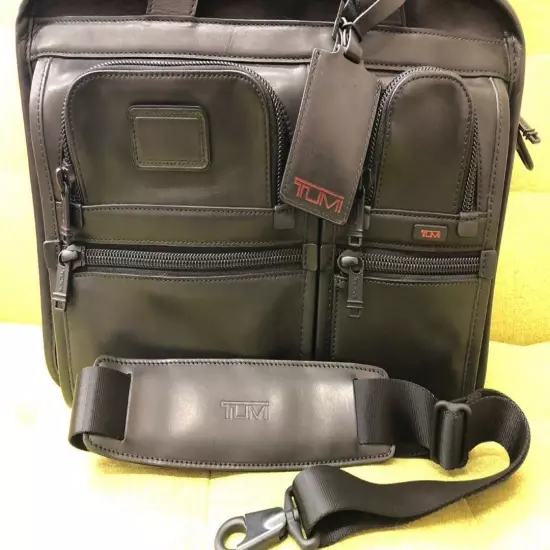 273 Tumi Leather Business Bag