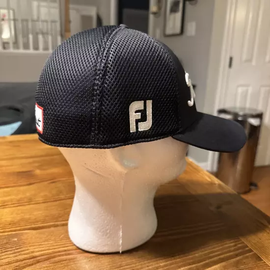 Titliest Pro V1 FJ Foot Joy Golf Fitted Hat L/XL BLACK Very CLEAN