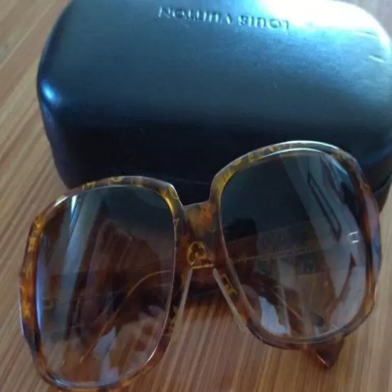 Louis Vuitton Authentic Sunglasses Z0206E Brown Monogram Logo 61◻︎16 with Case