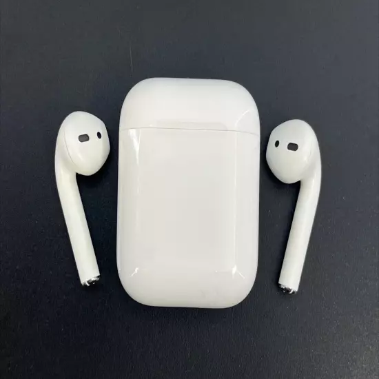 Apple AirPods White In Ear Headset with Charging Case 2nd Generation - Tested