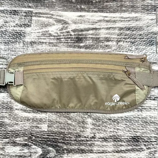 Eagle Creek Undercover Money Belt Travel Wallet in Beige 8.5”x4”