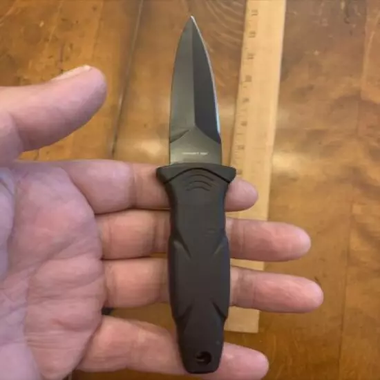 Smith and Wesson HRT boot knife 