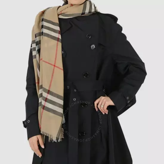 $490 Burberry Unisex Beige Wool Check Fringed Lightweight Scarf