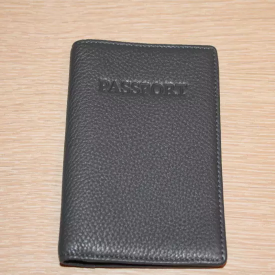 LEATHEROLOGY Gray Pebbled Leather Passport Cover