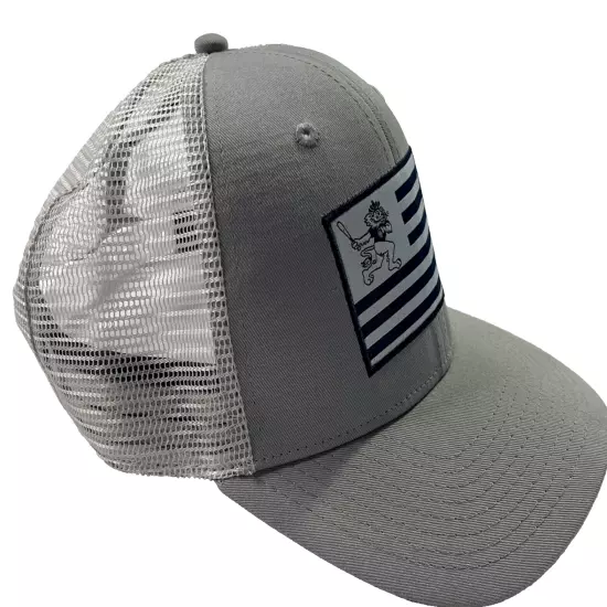 Under Armour #UA935 Baseball Lion Structured Fit Grey Snapback Trucker Hat