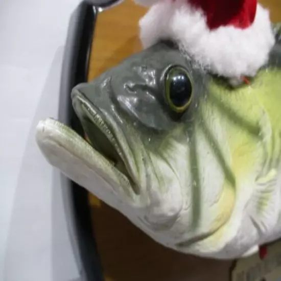 Gemmy Big Mouth Billy Bass Christmas Edition Jingle Bells Up On the Housetop