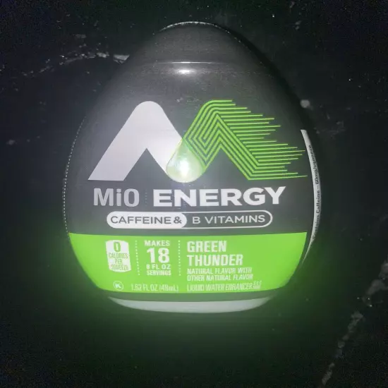 (12) Mio Energy Green Thunder Liquid Water Enhancer