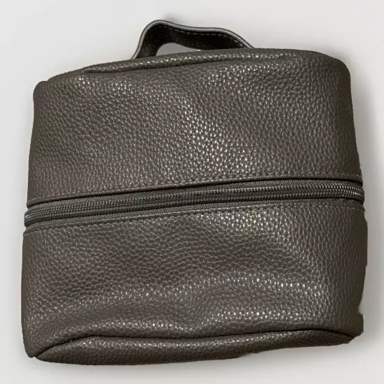 Men’s Bvlgari Emirates Travel Pouch Kit Bag With Toiletries