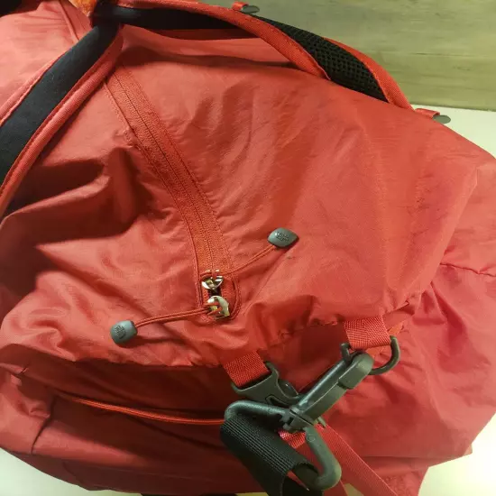 North Face Base Camp Duffel M - Red - 24" x 9" x 12" 