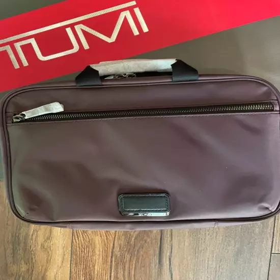 NEW TUMI Voyageur MADELINE Zippered Cosmetic Toiletry Bag - DARK PLUM