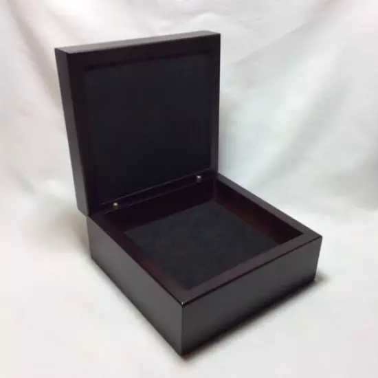 Mans Jennifer Garant Signed Jewelry Box w/Fat Scottish Golfer in Kilt Attire