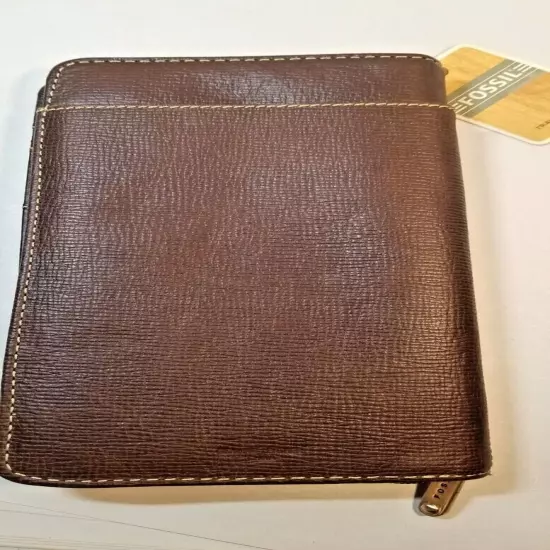 Fossil Leather Travel Agenda Passport Holder Wallet Credit Card ID brown Tag