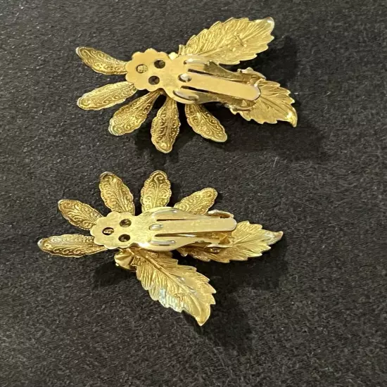 Vintage Goldtone & Rhinestone Clip-On Floral Earrings Jewelry Classic