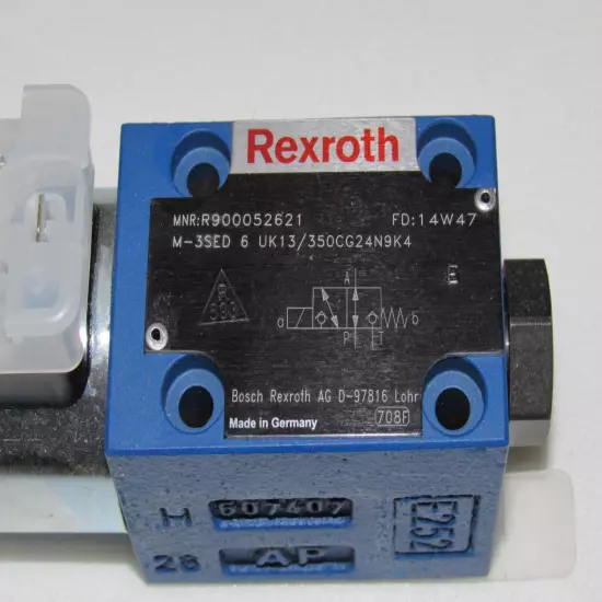 NEW REXROTH VALVE R900052621 M-3SED 6 UK13/350CG24N9K4 Direction Valve 