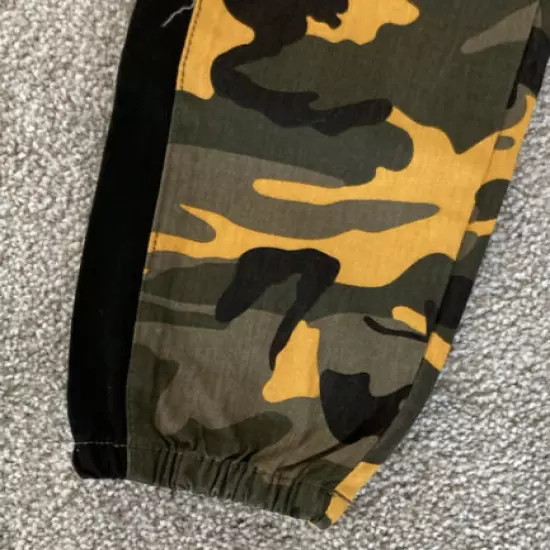 Camoflage Pants Unisex Size Medium