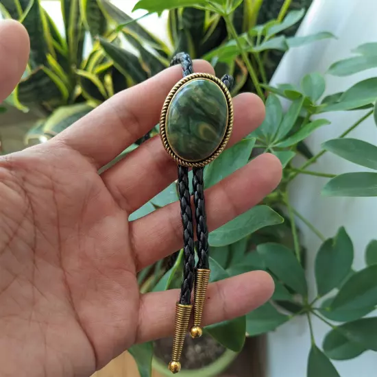 Golden Green Forest Jade Bolo Tie Wedding Necklace for Men Women Western Cowboy