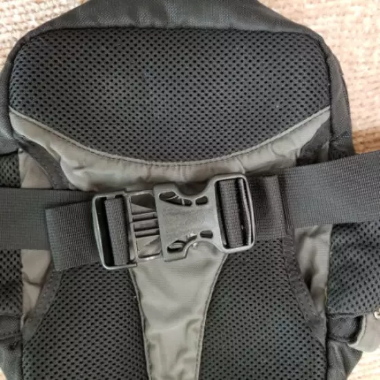 REI Hiking Waist/Lumbar Bag Missing Shoulder strap and has a small rip in strap.