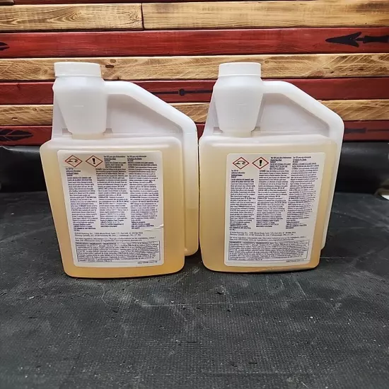 2× DIVERSEY 1qt Jugs Stench and Stain Digester, Citrus Accumix carpet Cleaner 