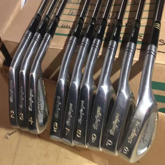 10pc Mac Gregor Jack Nicklaus JNP Irons 2-4 6-9 SW & PW w/ Registered# & Serial#